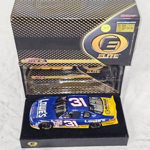 124 Mike Skinner Nascar