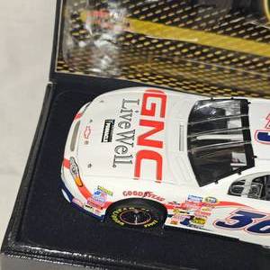 124 Honk Parker Jr Nascar