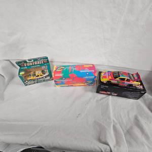 132,143 Scale Diecast Cars