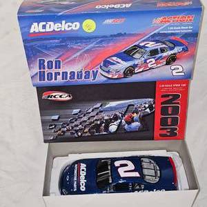 124 Ron Hornady  Nascar