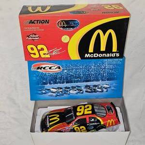 124 Tony Stewart Nascar