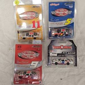 164 (4) Diecast Nascar