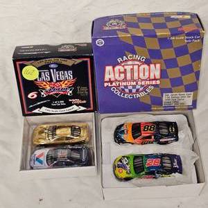 164 BatmanJoker and Las Vegas 400-4 Cars
