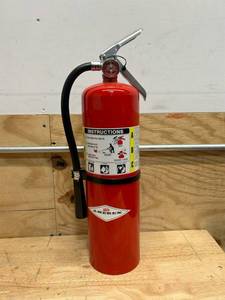 Amerex B456 10 lb ABC Dry Chemical Fire Extinguisher
