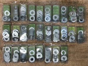 Needa Grade 5 Flat Washers SAE lot of 28