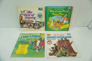 Vintage Walt Disney Vinyl Records (4ct)