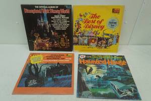 Vintage Walt Disney Vinyl Records (4ct)