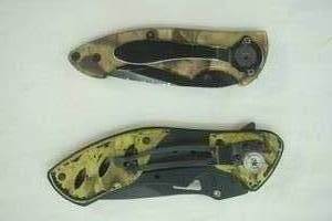 Folding pocket knives. 3 blade & 2.25 blade
