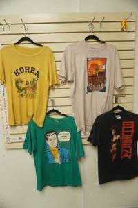 (4ct) Vintage T-Shirts. Size L-XL