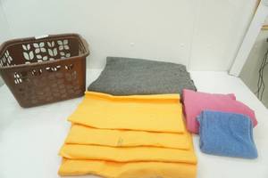 Laundry Basket, 4 Shams, like new fleececotton blanket, sheet, blue terry towel