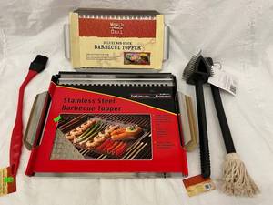 Box I - World Grill Barbecue Toppers & BBQ Tools Mixed Lot