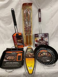 Mr. Bar-B-Q, Hersheys & World Grill Grill Basket Mixed Lot