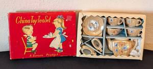 ULL - Vintage Sonsco Childrens China Toy Tea Set Service for Four