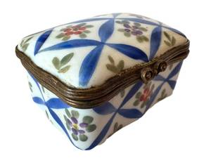 Vintage Limoges Hand Painted Trinket Box