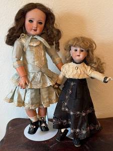 ULR - Antique Dolls (Lot of 2) 16 in & 21 in