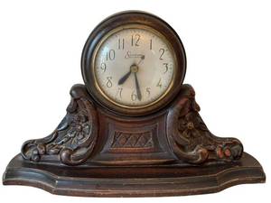 ULR - Vintage Sessions Carved Floral Mantel Clock