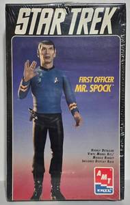 LL-L - New Star Trek First Officer Mr. Spock Vinyl Model Kit NIB
