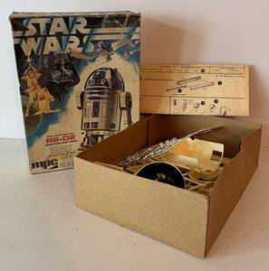 DR - Vintage MPC Star Wars R2-D2 Model Kit