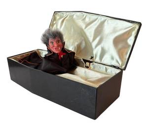 LR - Battery Operated Dracula in Coffin