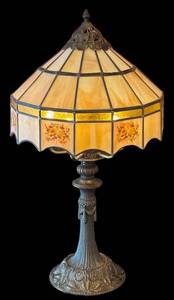 ULR - Vintage Stained Glass Table Lamp Floral Shade Ornate Base