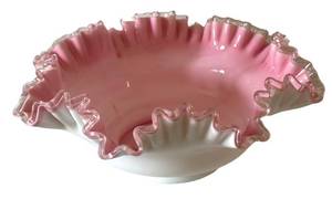 UMBR - Vintage Case Glass Ruffled Bowl Pink White