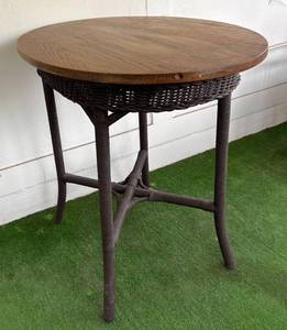 UP2 - Vintage Wicker Patio Table With Wood Top