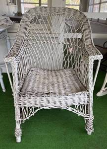 UP1 -Vintage  Bar Harbor Style White Wicker Armchair