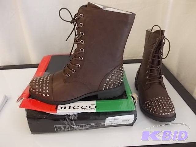 lot 36 image: Womens Bucco Boot