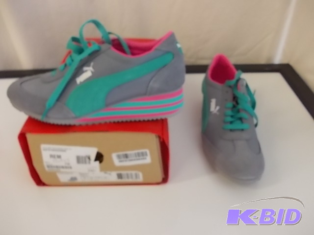 lot 50 image: Womens Puma