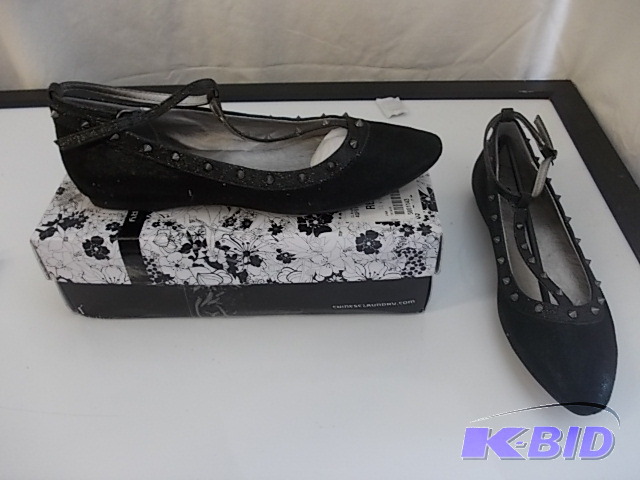 lot 65 image: Womens Chinese Laundry