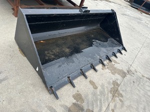 66 DIRT BUCKET with teeth - USA made