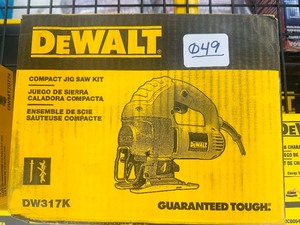 NEW - DeWALT CORDED JIGSAW - DW317K