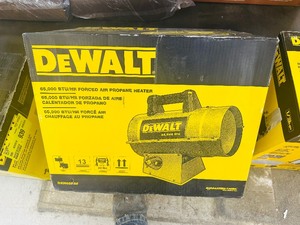 NEW - DEWALT 65,000 BTUhr  Forced Air  PROPANE HEATER - DXH65FAV