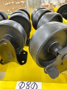 (8) CASTERS - Black - see photos for scale