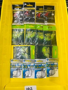 LOT of 14 - FISH HOOKS - New in pkg - 3 kinds