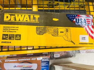 DEWALT - Corded RECIPROCATING SAW - DWE304 - NEW