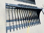 82” HD ROCK BUCKET (wide spacing) - LEGEND