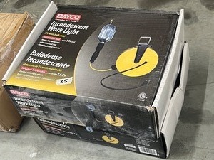 2X - Bayco Incandescent Work Light with 50 ft retractable Cord