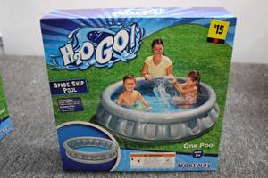 Space Ship Pool Grey...