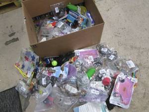 Huge lot of pet supplies and toys...