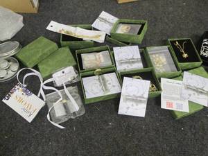 Lot of new costume jewlery...