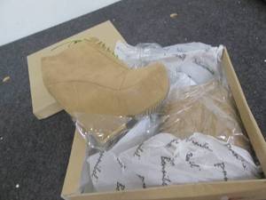 New size 8.5 boots...