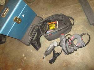Electric staple gun with case, Drem...