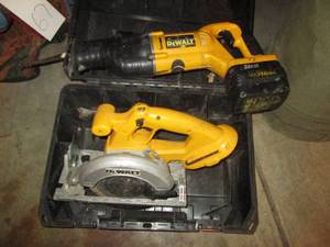 18v Cordless Dewalt circular saw an...