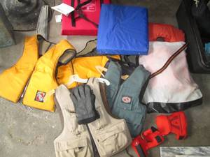 Life VestsJackets and other life p...