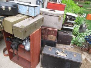 Large lot of assorted size vintage ...