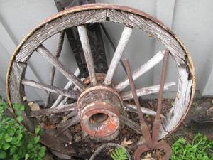 Antique 3ft wagon wheel and metal I...