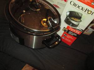 7qt Crock Pot and slow cooker trave...