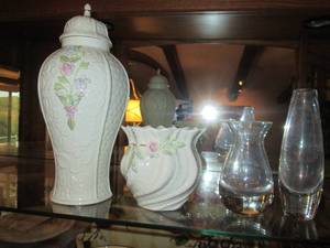 Rose print fine China lidded vase a...