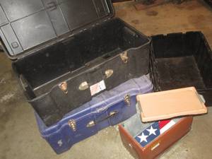 Vintage metal SportsMaster cooler, ...